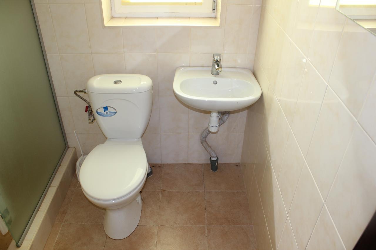 Sun Joy Hotel Sanzhiyka Bagian luar foto